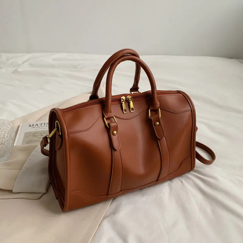 Elegant Leather Carryall – Spacious Autumn &amp; Winter Bag