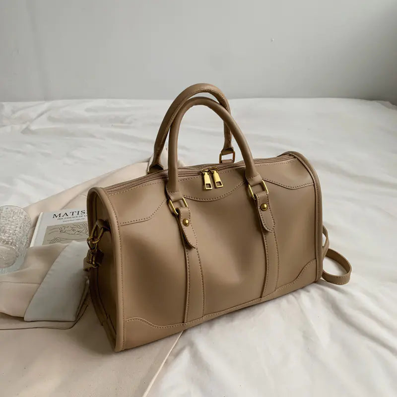Elegant Leather Carryall – Spacious Autumn &amp; Winter Bag