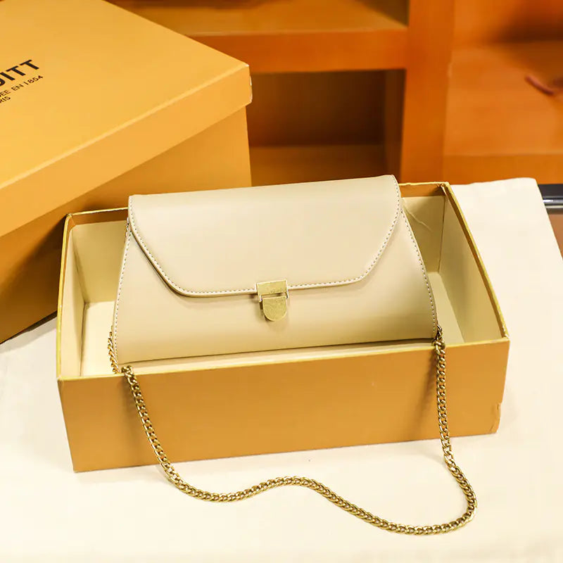Fashionable Female Baguette Chain Shoulder Bag